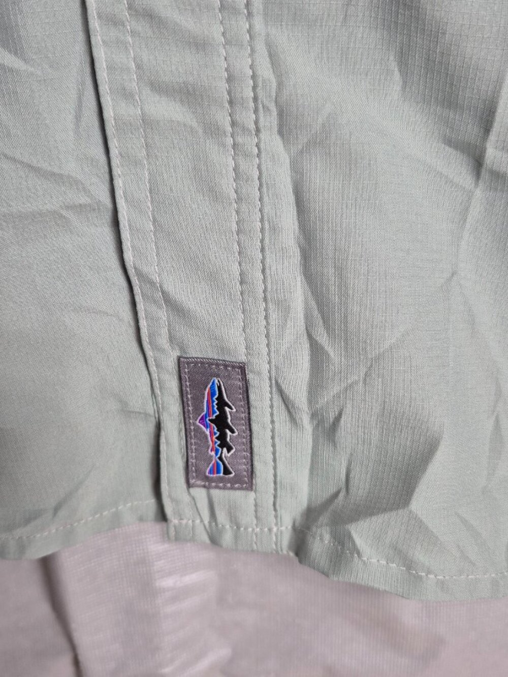 Patagonia Long-Sleeved Sol Patrol Button Up Shirt Light Green XL Fishing 0702 - Picture 5 of 10